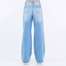 Load image into Gallery viewer, WIDE LEG RELEASED HEM JEANS