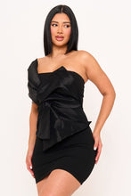 Load image into Gallery viewer, Winny Party Dress
