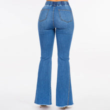 Load image into Gallery viewer, HIGH WAIST CURVY FLARE JEANS
