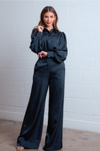 Load image into Gallery viewer, Darleth
